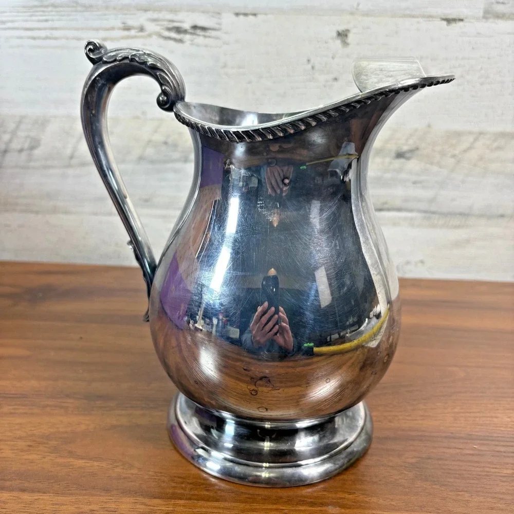 Vintage Pool Silver Co Silver-plated Water pitcher with an Ice Guard 1950s 8